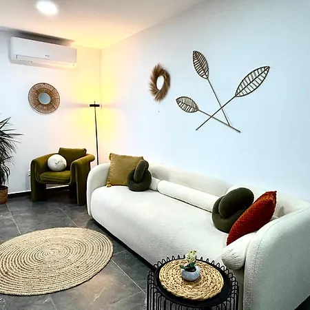 In Port With Sea View - 2 Bedroom *