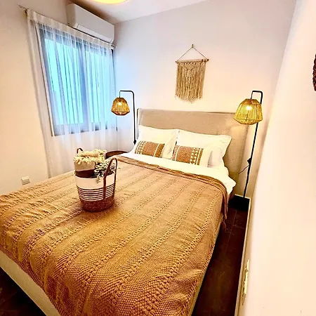 In Port With Sea View - 2 Bedroom *